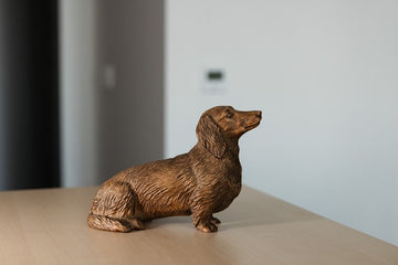 Long-Haired Dachshund Wooden Figurine – Handcrafted Beechwood Dog Sculpture