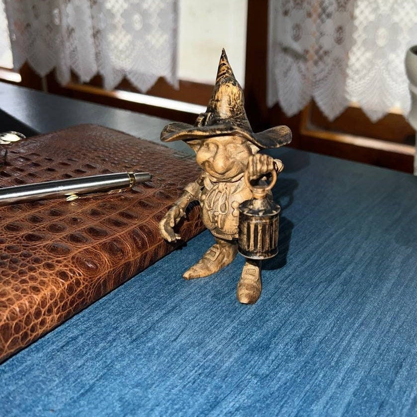 Wood carving mini gnome figurine bedsidetable decor, Small gnome statue for bookshelf decor and table decotation