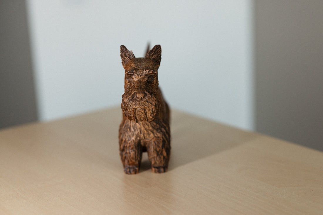 Scottish Terrier Wooden Figurine – Handcrafted Beechwood Dog Sculpture