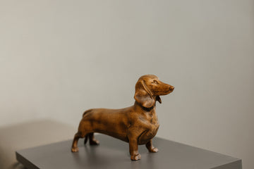 Dachshund Wooden Figurine – Handcrafted Beechwood Dog Sculpture