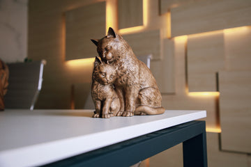 Solid Beech Wood Cat & Kitten Figurine