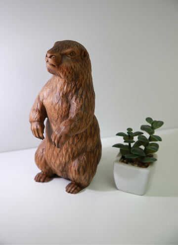 Marmot Wooden Figurine – Handcrafted Beechwood Sculpture