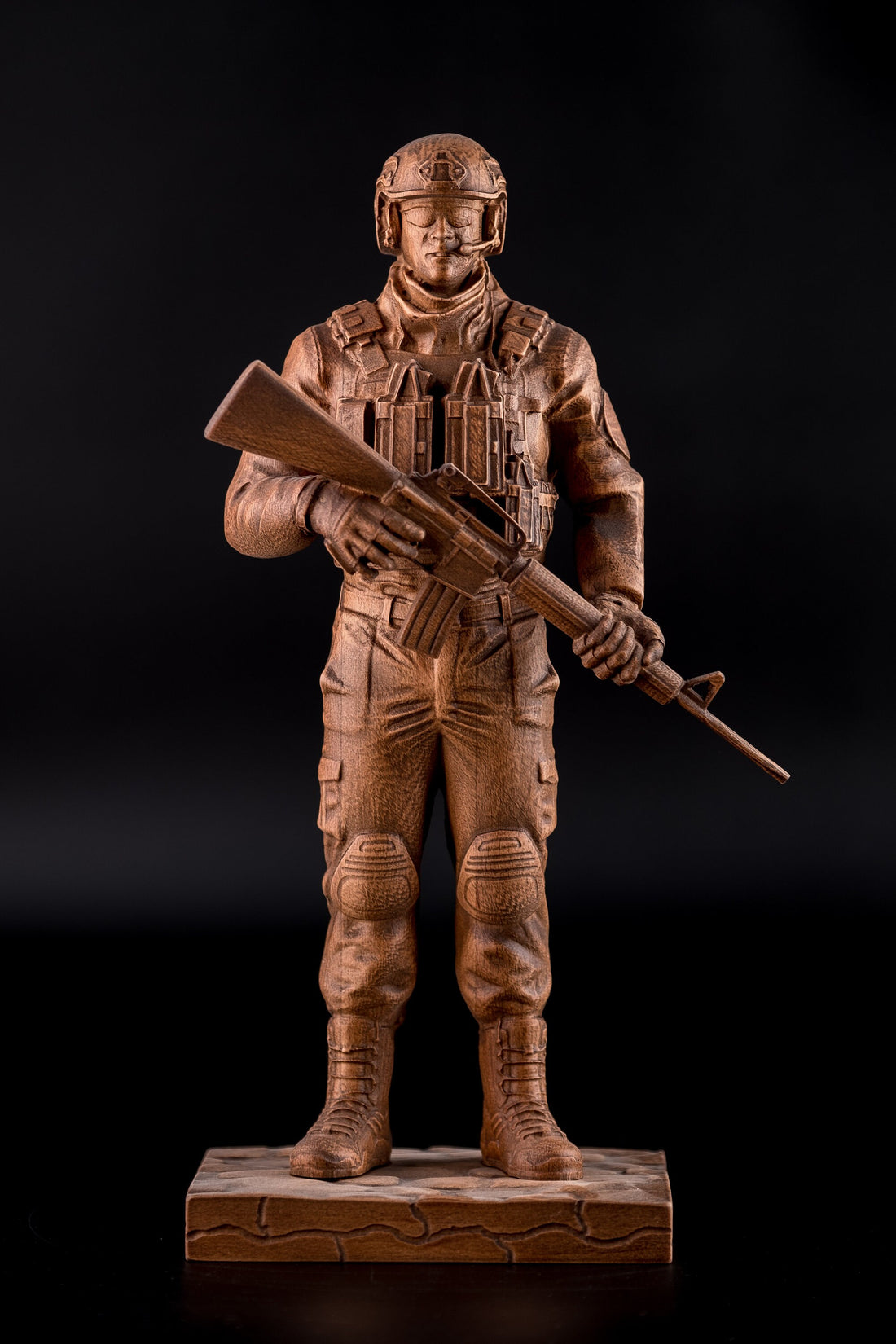 Statuette Wood Sculpture of US Soldier for Shelf Decor on Birthday Anniversary for Husband Father & Brother