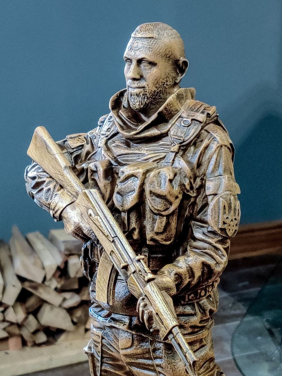 Custom male figurine, Wood Statuette for soldier, Personalized statue gift for Dad or Husband