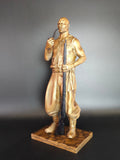 Statuette cossack with tobacco pipe, Wooden boockshelf decor, Wooden figurine, Wood carving sculpture, Ukrainian cossack