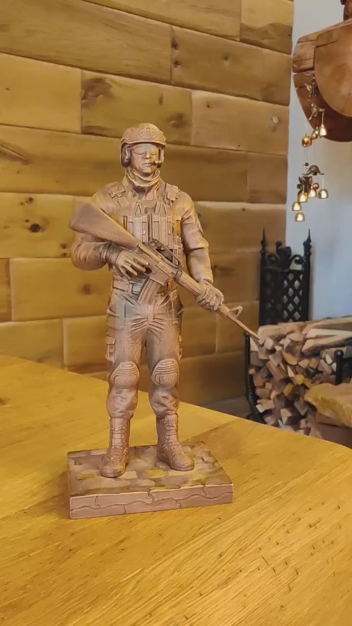 Statuette Wood Sculpture of US Soldier for Shelf Decor on Birthday Anniversary for Husband Father & Brother